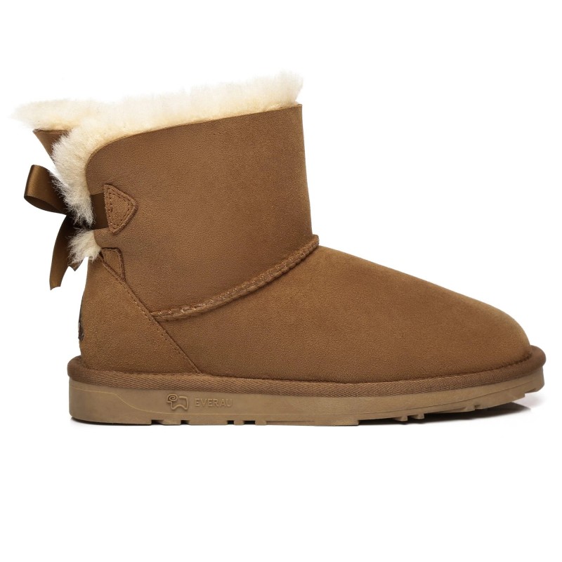 UGG-Stiefel mit Mini-Schleife auf der Rückseite Kastanie