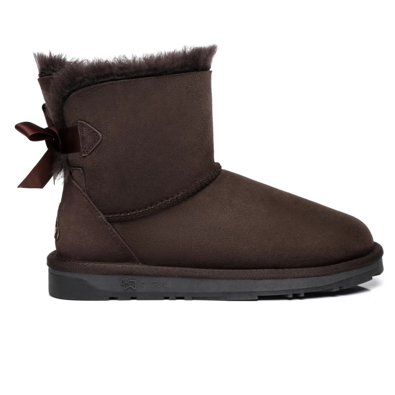 UGG-Stiefel mit Mini-Schleife auf der Rückseite Schokolade